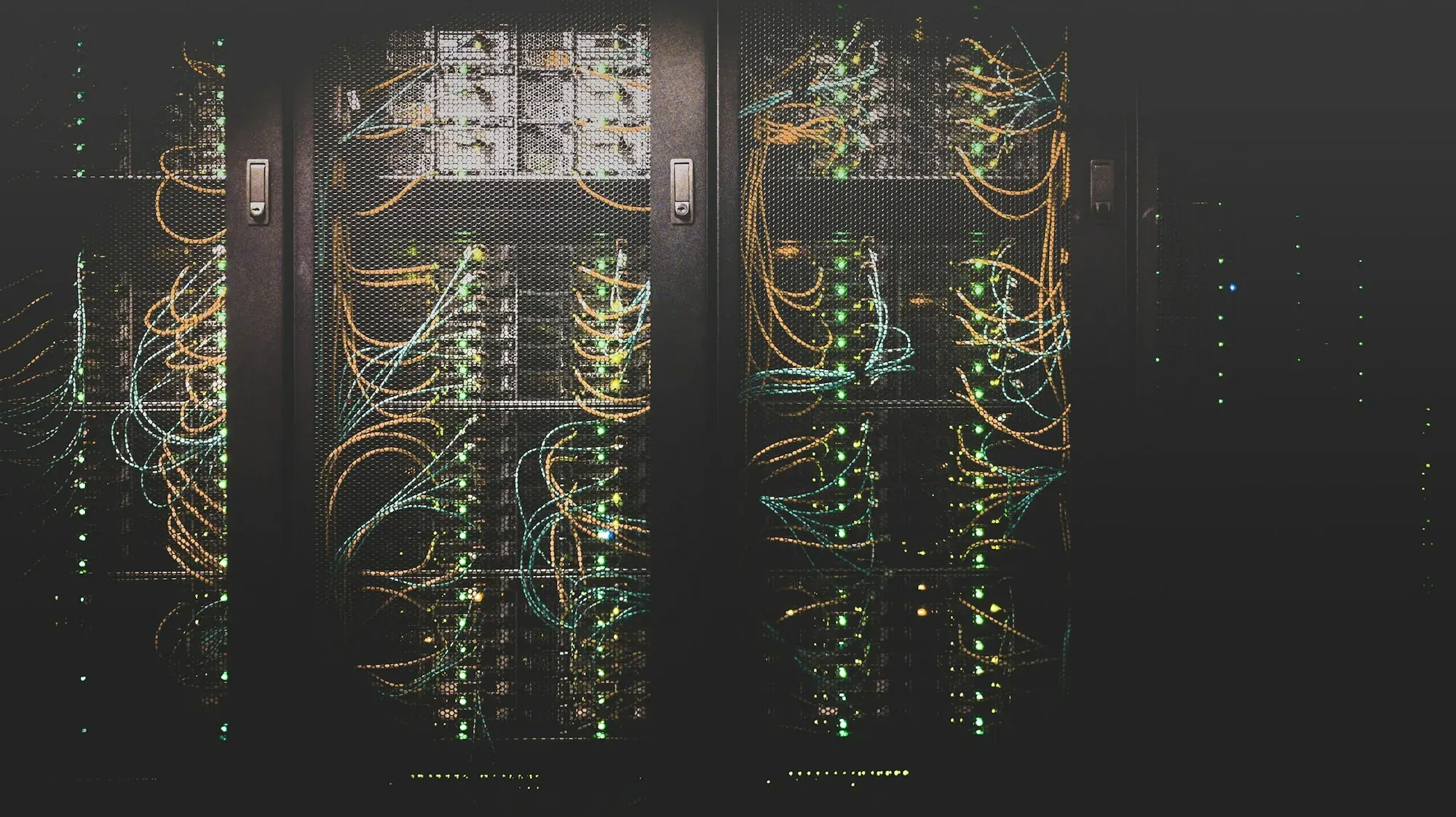 NanoHost veri merkezi